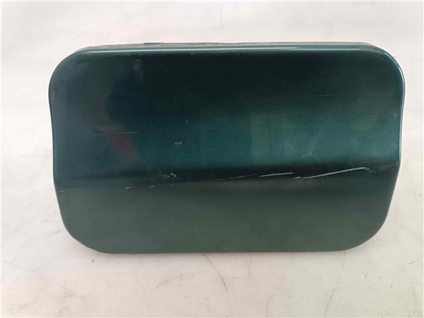 tapa exterior combustible mercedes benz v cla