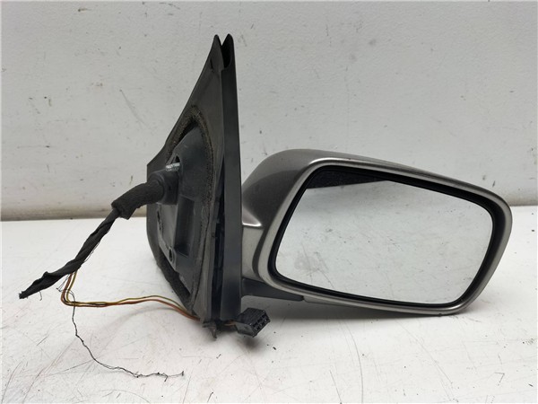 retrovisor derecho toyota yaris ncp1nlp1scp1