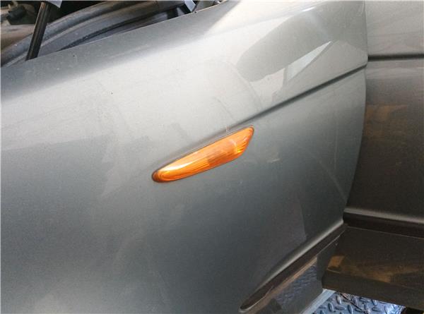 piloto intermitente lateral delantero izquier