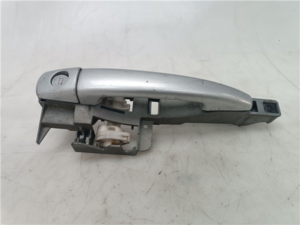 maneta exterior delantera izquierda peugeot 4