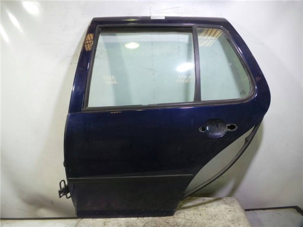 puerta trasera izquierda volkswagen golf iv b