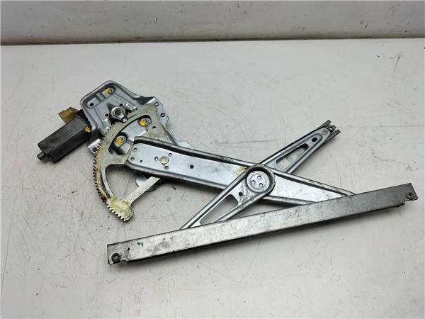 elevalunas electrico delantero derecho toyota