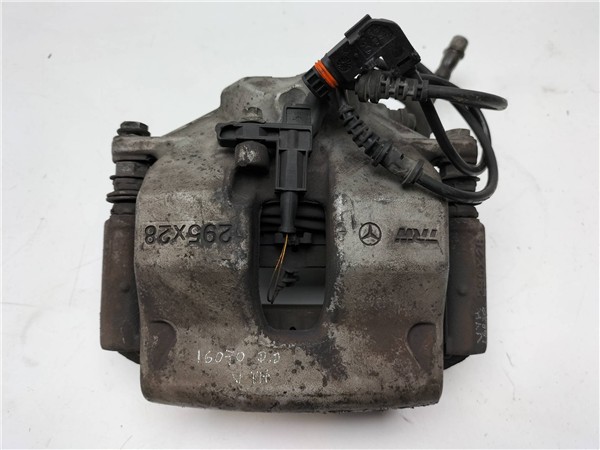 pinza freno delantero derecha mercedes benz c