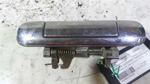 maneta exterior trasera derecha nissan primer