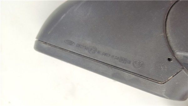 Retrovisor Derecho Ford Focus 1.8