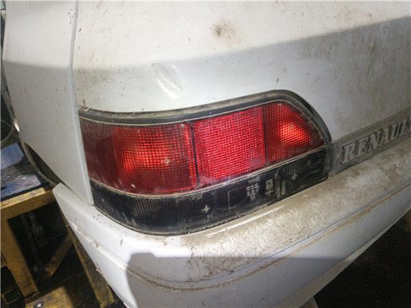 piloto trasero izquierdo renault clio i fase