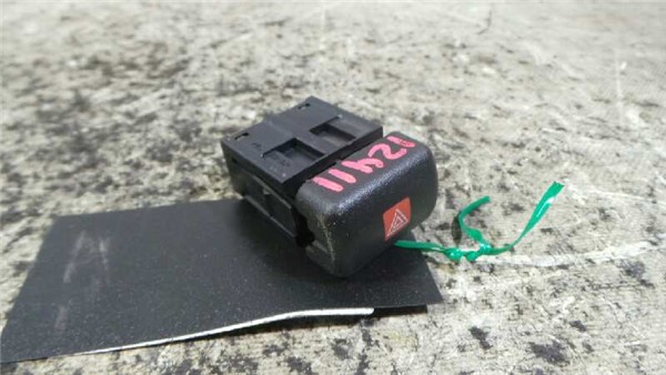 interruptor luces emergencia opel zafira a 19