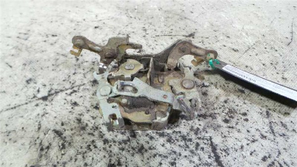 cerradura puerta trasera izquierda nissan pat