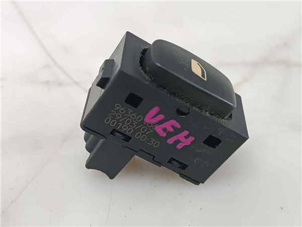 botonera puerta delantera derecha peugeot 407 (2004 >) 2.0 st confort [2,0 ltr.   100 kw 16v hdi fap]