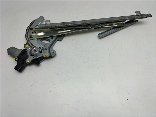 elevalunas electrico delantero izquierdo peug