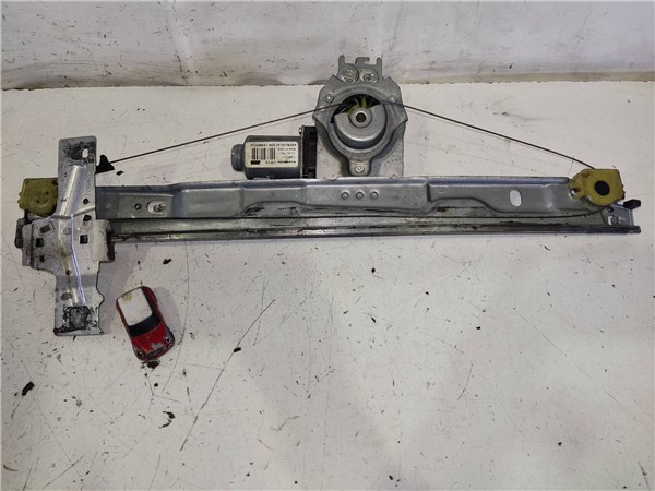 elevalunas electrico delantero izquierdo peug