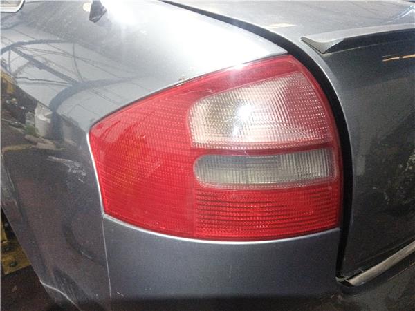 piloto trasero izquierdo audi a6 berlina 4b2