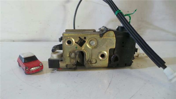 cerradura puerta trasera derecha peugeot 407