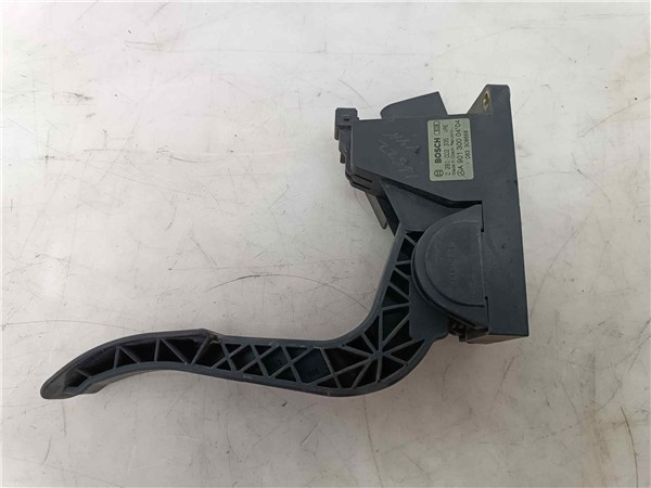 potenciometro pedal gas mercedes benz v clase