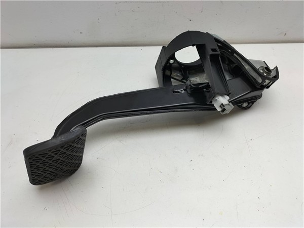 pedal freno mercedes benz clase c bm 204 berl