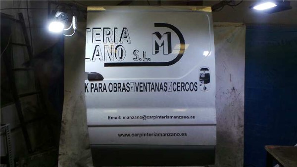 puerta lateral corredera derecha nissan prima