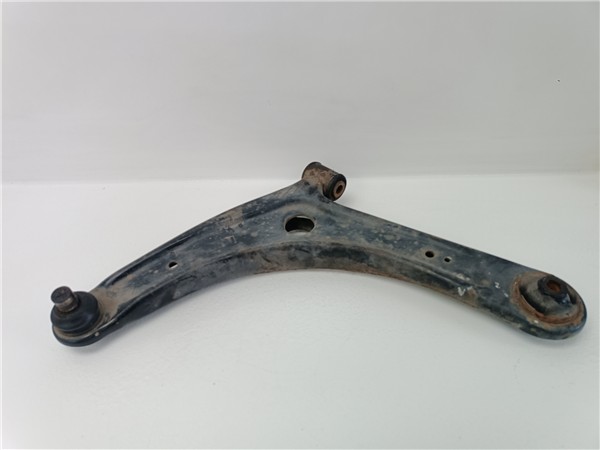 brazo inferior delantero izquierdo peugeot 40