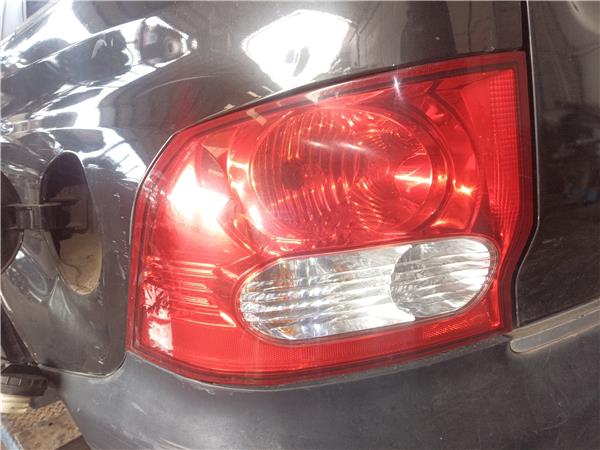 piloto trasero izquierdo ssangyong actyon 200