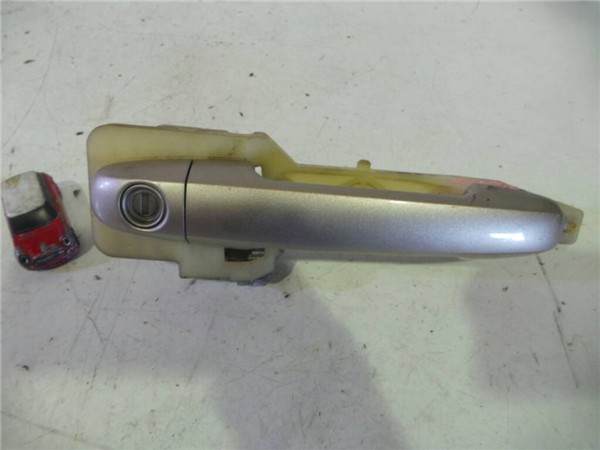 maneta exterior delantera izquierda hyundai s