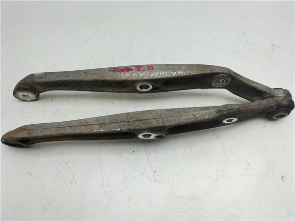 brazo inferior trasero derecho mercedes benz