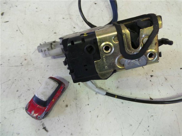 cerradura puerta trasera derecha peugeot 407 (2004 >) 2.0 premium [2,0 ltr.   100 kw 16v hdi fap]