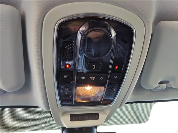 luz interior techo peugeot 508 102010 16 act