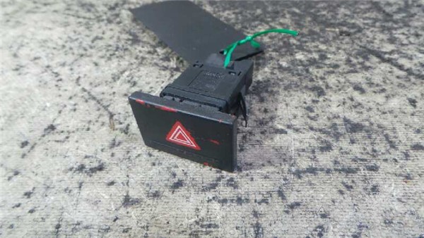 interruptor luces emergencia volkswagen touar