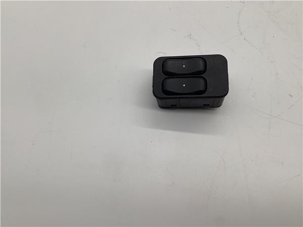 botonera puerta delantera izquierda volkswagen polo iv (9n3)(04.2005 >) 1.4 advance [1,4 ltr.   51 kw tdi]