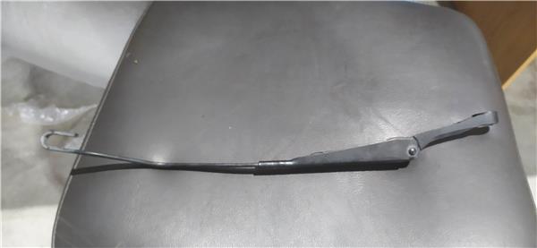 brazo limpiaparabrisas delantero izquierdo se