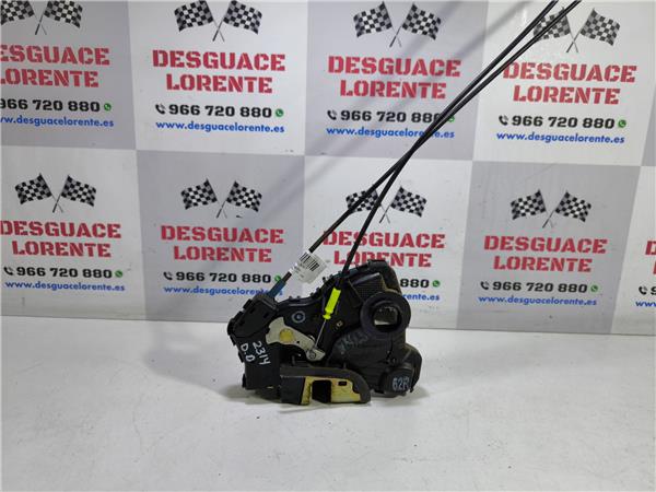 cerradura puerta delantera derecha toyota ave
