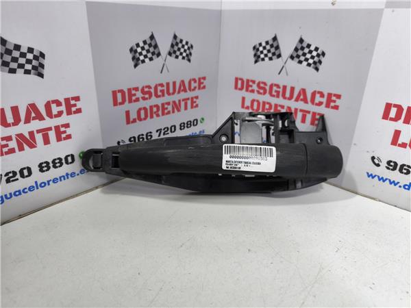 Maneta Exterior Trasera Izquierda *