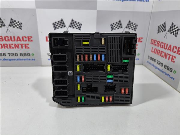 caja reles renault latitude 2010 20 privileg