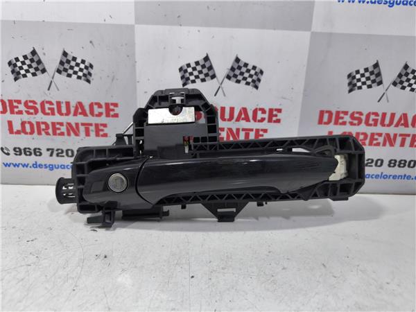 maneta exterior delantera izquierda mercedes
