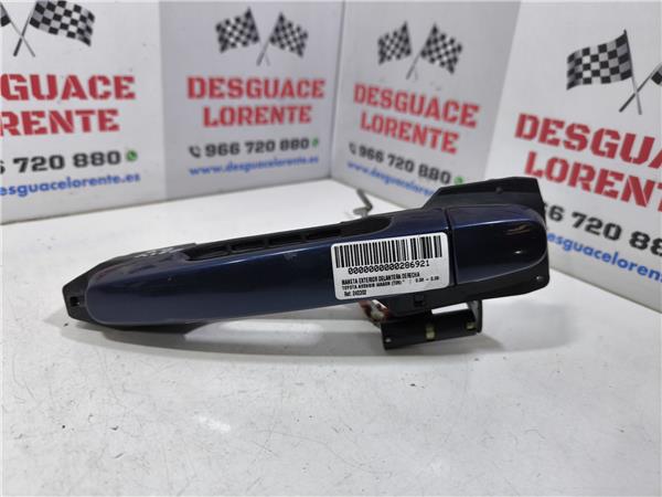 maneta exterior delantera derecha toyota aven