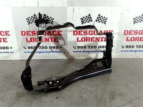 soporte faro derecho mercedes benz clase c bm