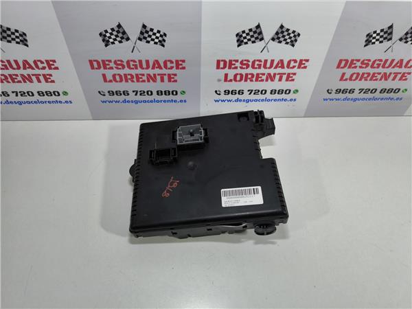 caja reles volvo v70 familiar 2000