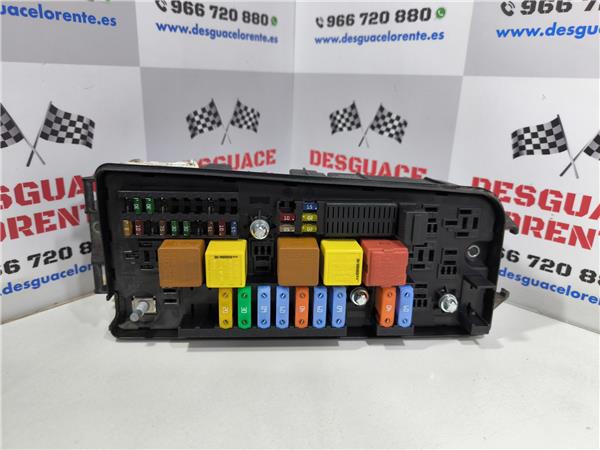 caja reles opel vectra c caravan 2003 22 ele