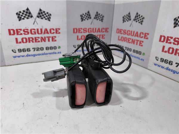anclaje cinturon trasero derecho volvo v50 fa