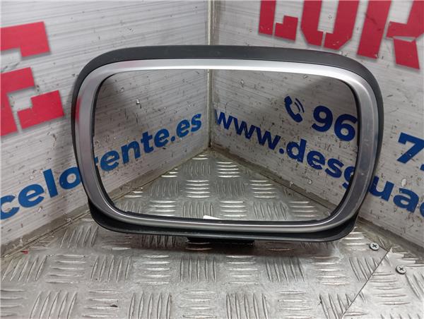 moldura puerta delantera derecha fiat 500 x 3