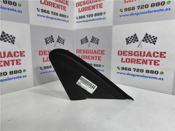 moldura puerta delantera derecha peugeot 208