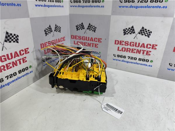 caja reles peugeot 308 sw 022014