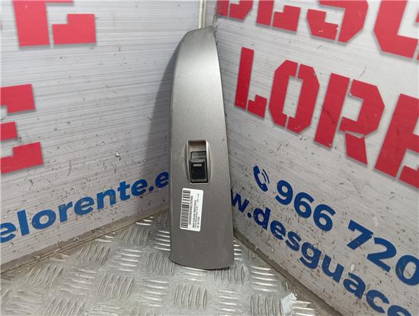 botonera puerta trasera derecha toyota prius