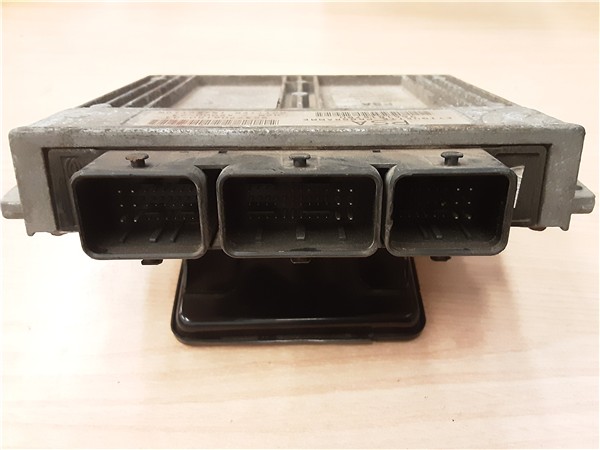 centralita motor uce peugeot 106 (s2)(04.1996 >) 1.4 long beach [1,4 ltr.   55 kw]