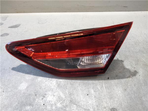 piloto trasero derecho seat leon 5f1 092012