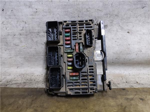 caja reles peugeot 407 2004 st confort