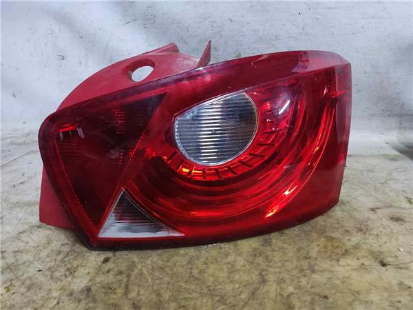 piloto trasero derecho seat ibiza berlina 6j5