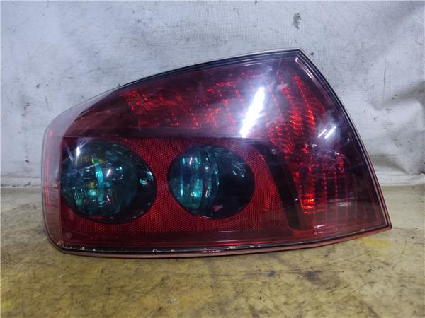 piloto trasero izquierdo peugeot 407 2004 st