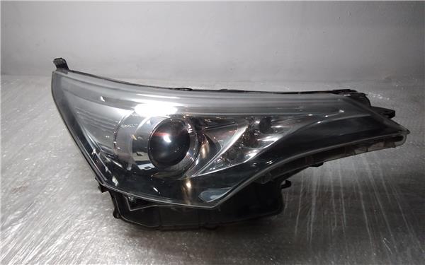 faro delantero derecho toyota avensis t27 201