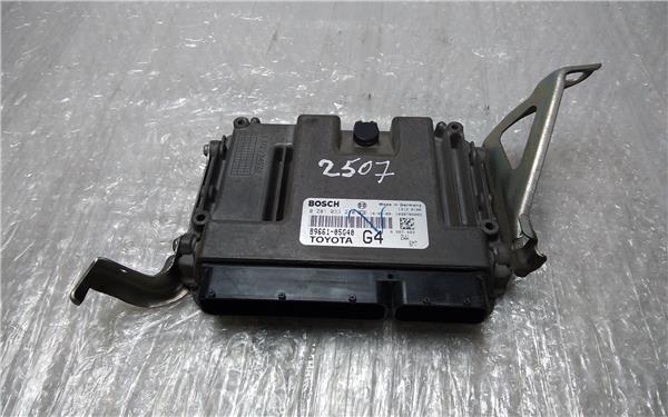 centralita motor uce toyota avensis t27 2015