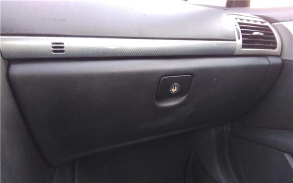 guantera salpicadero peugeot 407 (2004 >) 1.6 sr confort [1,6 ltr.   80 kw hdi]